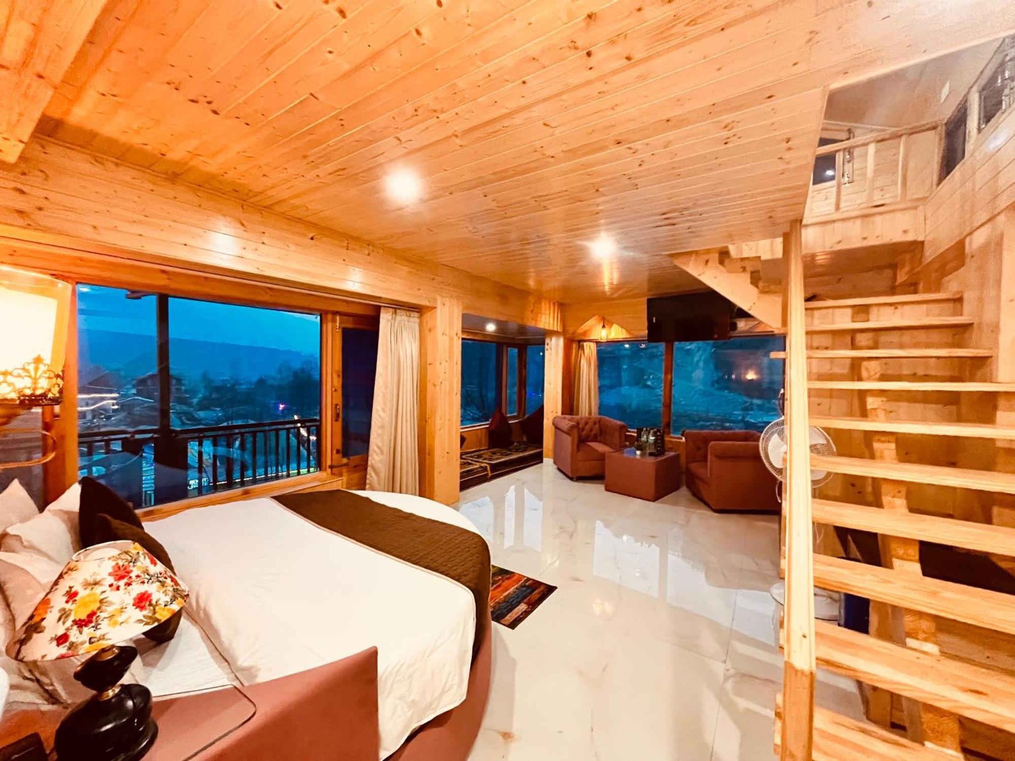 Himalayan Fort Resort, Manali - ! Riverside Property !! Big Lawn With Bonfire !! Best Selling !! Scenic River & Mountais View !! Big Parking !! Luxury Balcony Rooms !! Playing Zone !! Property Of The Year ! M 98160-43600 מראה חיצוני תמונה
